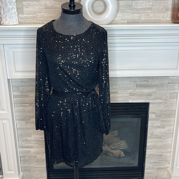 Crystal Sky Dresses & Skirts - NWT Crystal Sky Black Sequin Mini Dress Long Sleeve Belted Party Holiday Dress S